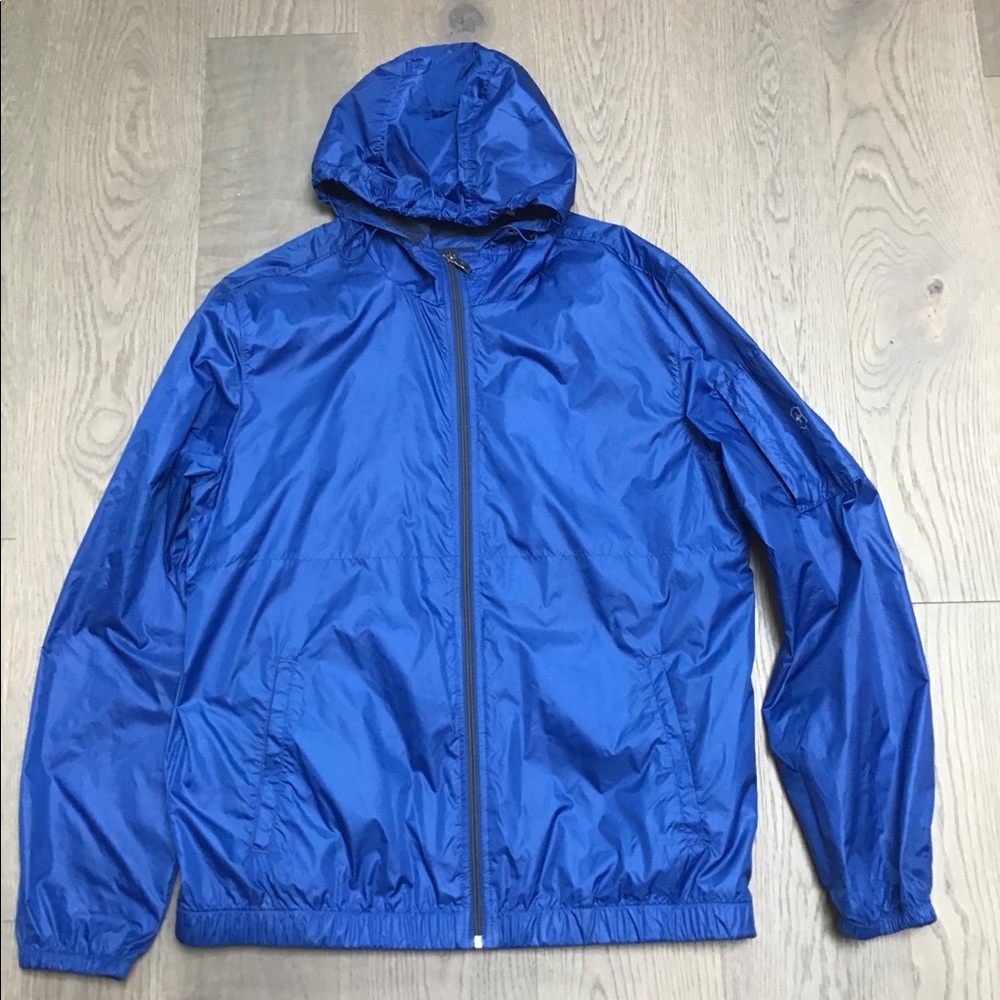 Men’s large Victorinox  windbreaker.